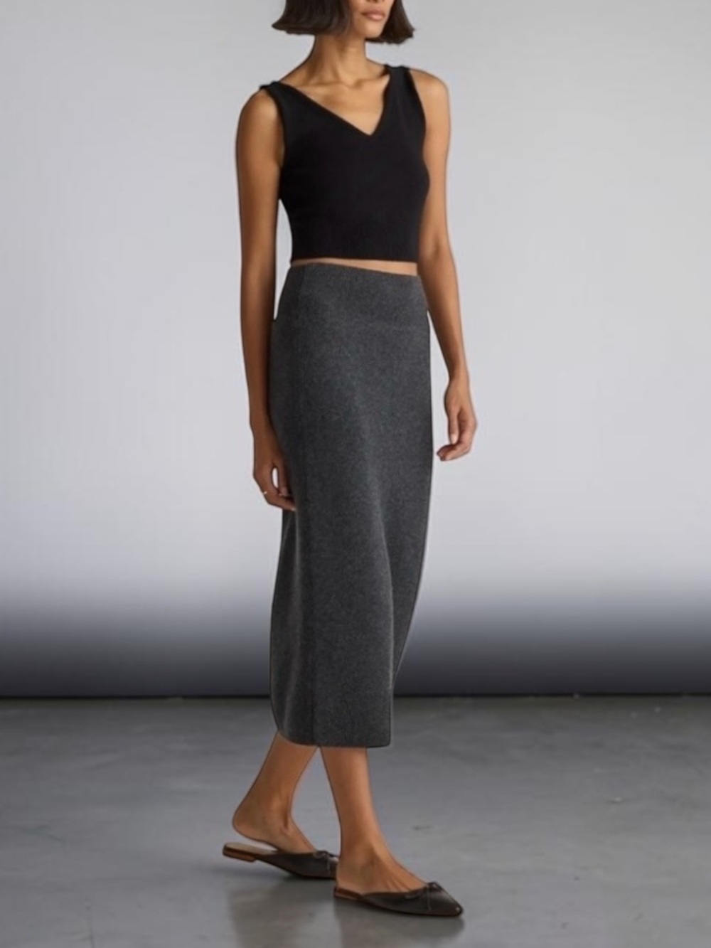 Quince Mongolian Cashmere Fitted Midi
Skirt